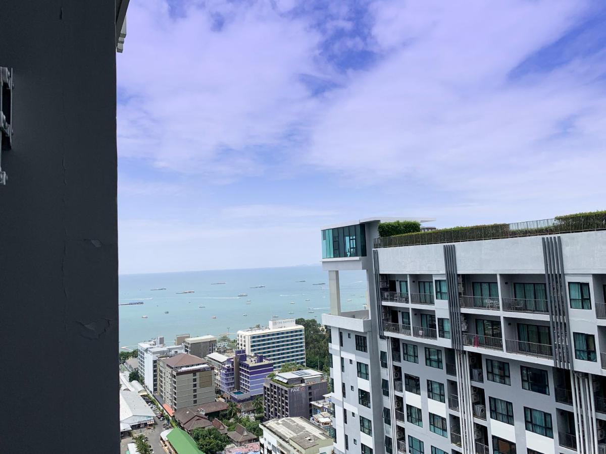 The Base Thai * Pattaya
