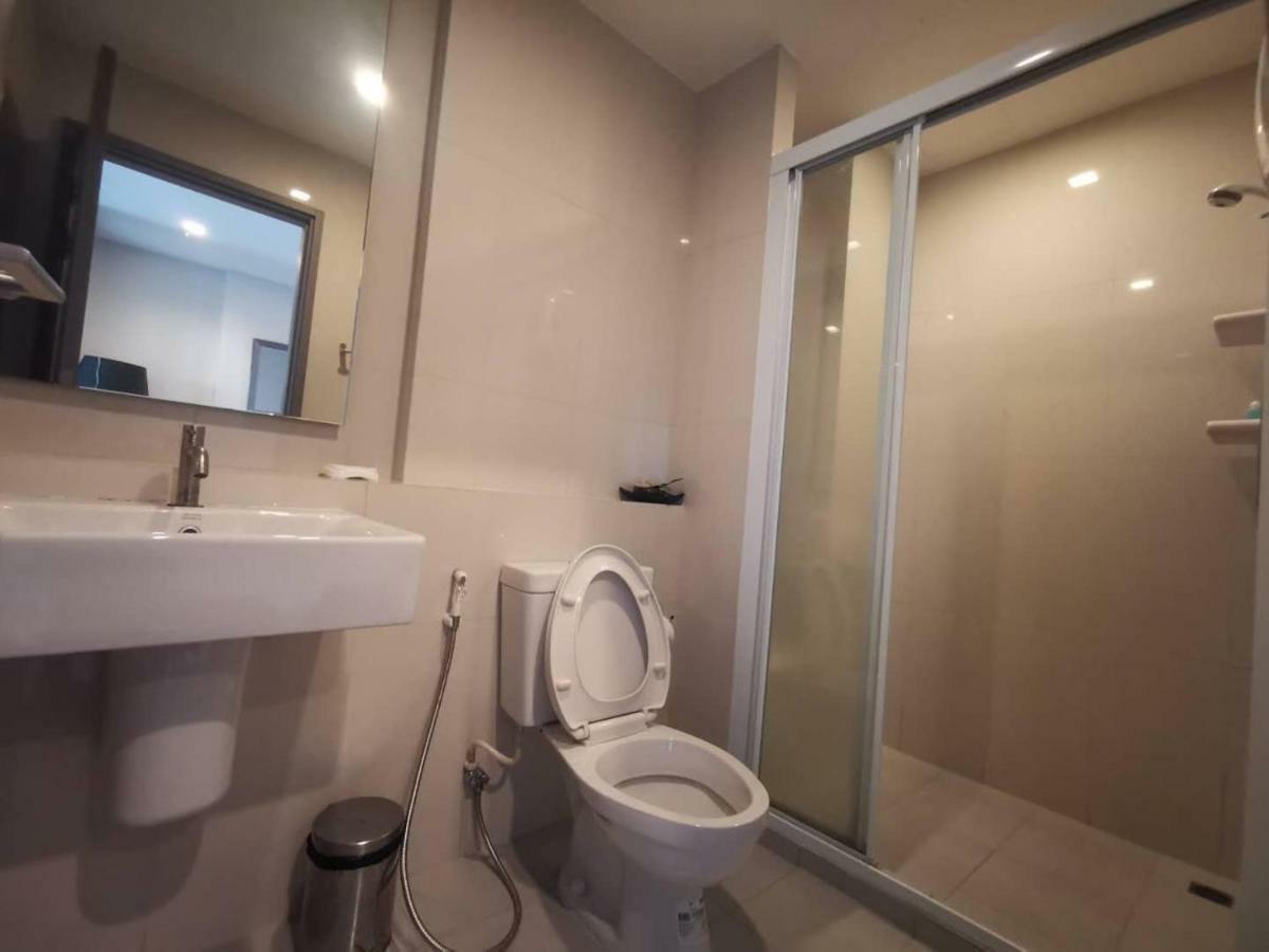 The Base Thai Apartment *